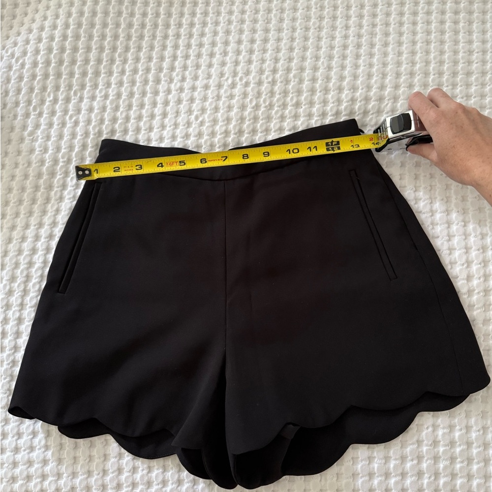 Aritzia Wilfred size 6 Elegant Black Women's Shorts - Picture 4 of 6